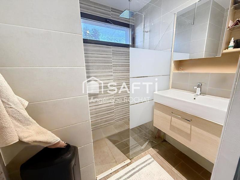 Villa - 180 m² - 6 pièces