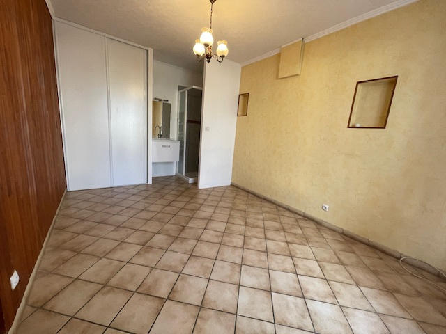 Maison - 98 m² - 6 pièces