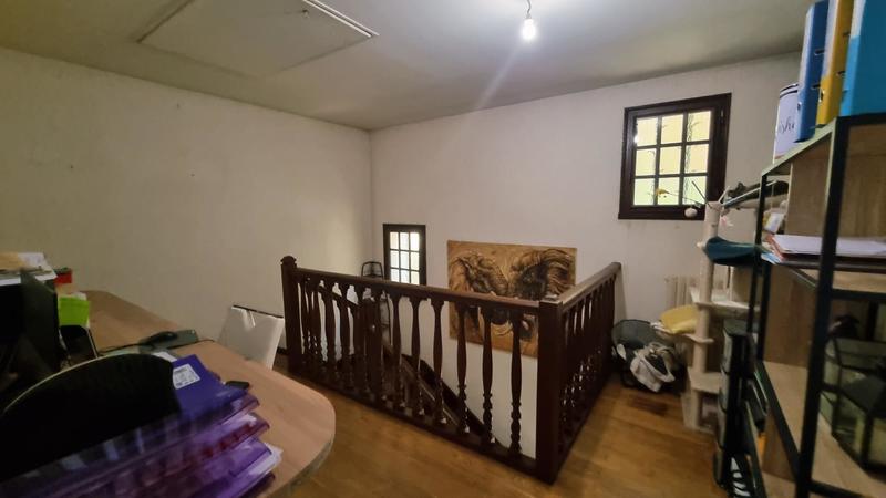 Maison - 186 m² - 6 pièces