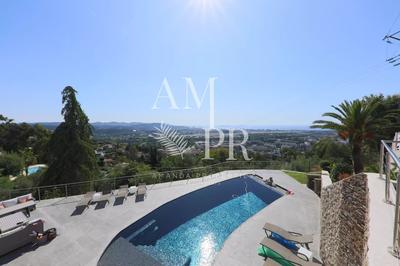 Maison - 291 m² - 8 pièces