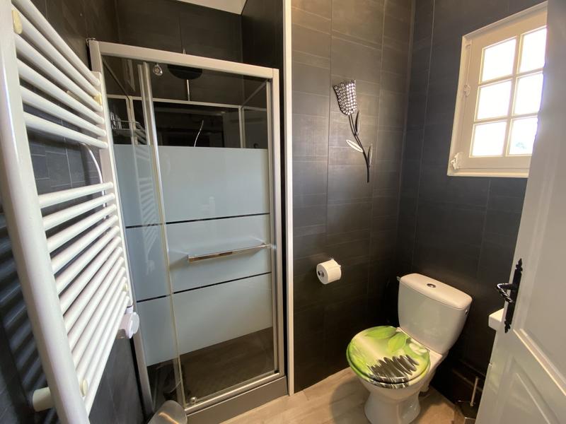 Maison traditionnelle - 265 m² - 8 pièces