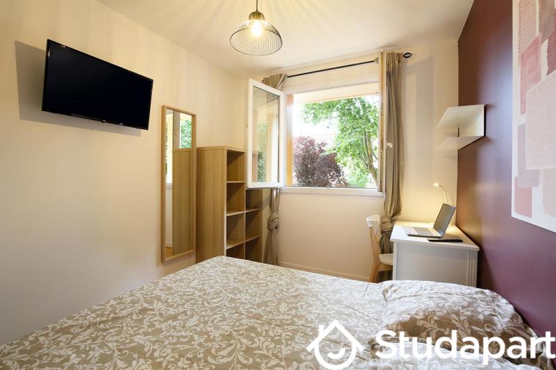 Chambre - 10 m² - 1 pièce