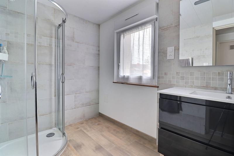 Maison - 105 m² - 6 pièces