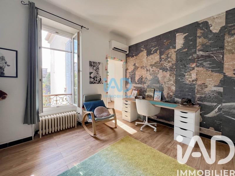 Maison - 200 m² - 10 pièces