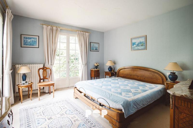 Maison - 282 m² - 9 pièces