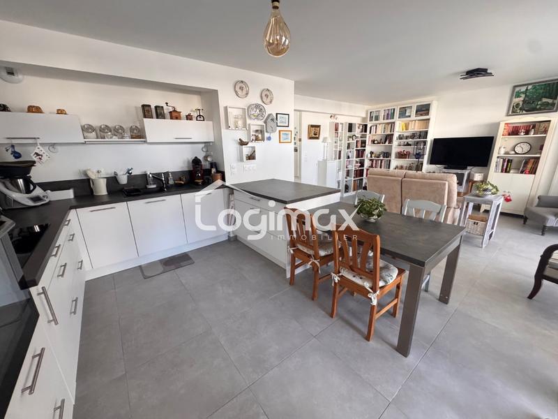 Appartement - 83 m² - 3 pièces