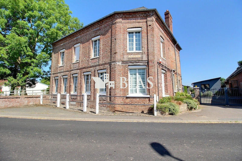 Maison ancienne - 258 m² - 15 pièces