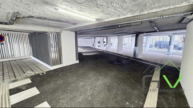 Appartement - 82 m² - 3 pièces