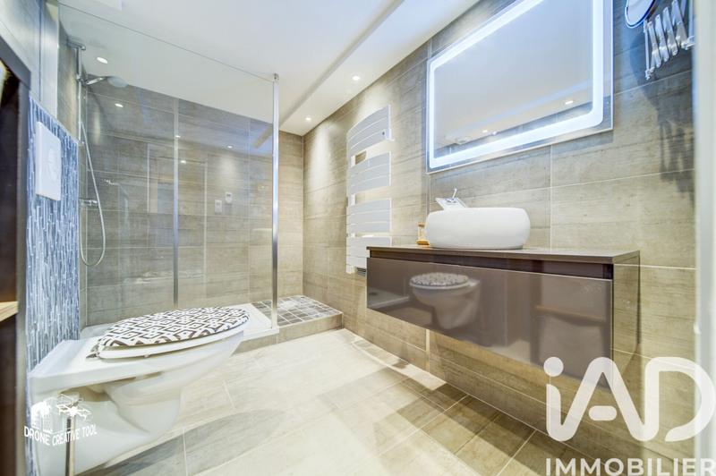 Maison - 163 m² - 8 pièces