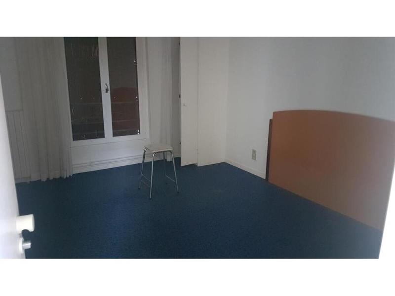 Local commercial - 1 478 m² - 40 pièces