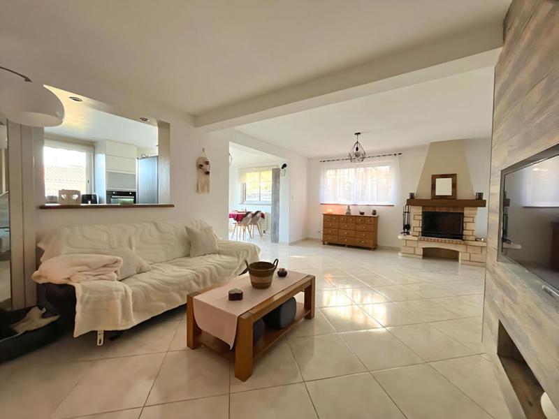 Maison - 123 m² - 4 pièces