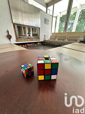 Maison - 252 m² - 8 pièces