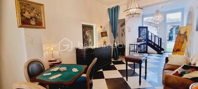 Immeuble - 195 m² - 8 pièces