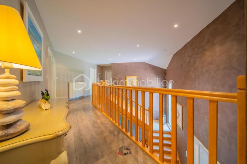 Maison d'architecte - 290 m² - 8 pièces