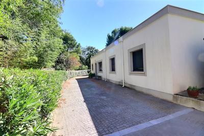 Maison - 90 m² - 3 pièces