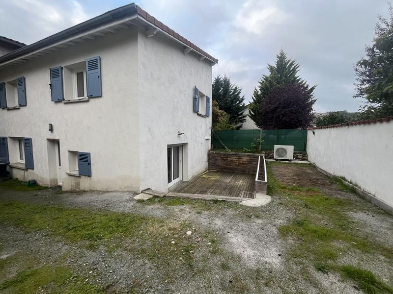 Maison ancienne - 93 m² - 5 pièces