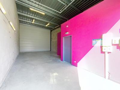 Entrepôt - 80 m²
