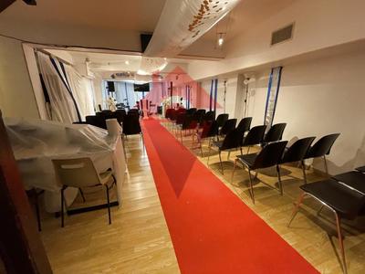 Local commercial - 99 m²