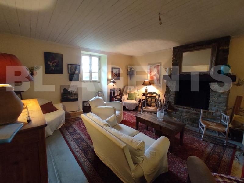 Maison en pierre - 147 m² - 7 pièces