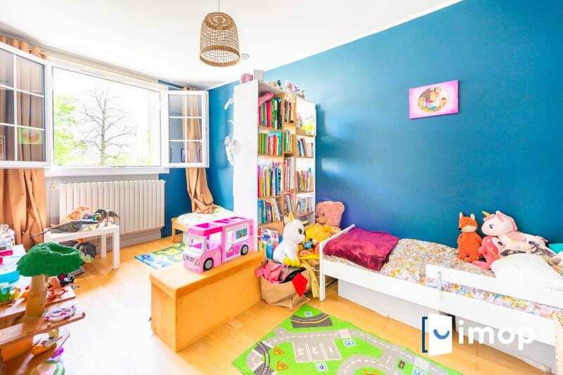 Maison - 97 m² - 6 pièces