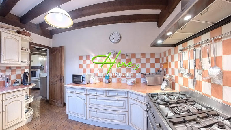 Maison - 145 m² - 7 pièces