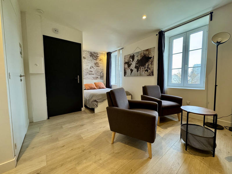 Immeuble - 111 m² - 6 pièces