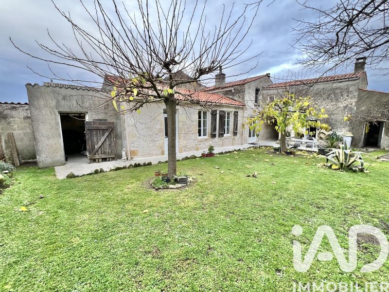 Maison de village - 103 m² - 6 pièces