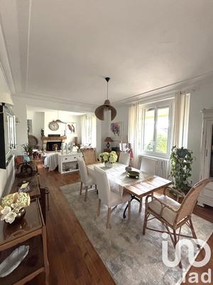 Maison - 191 m² - 9 pièces