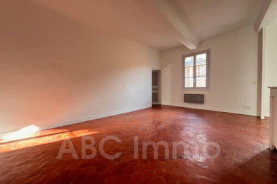 Appartement - 64 m² - 2 pièces