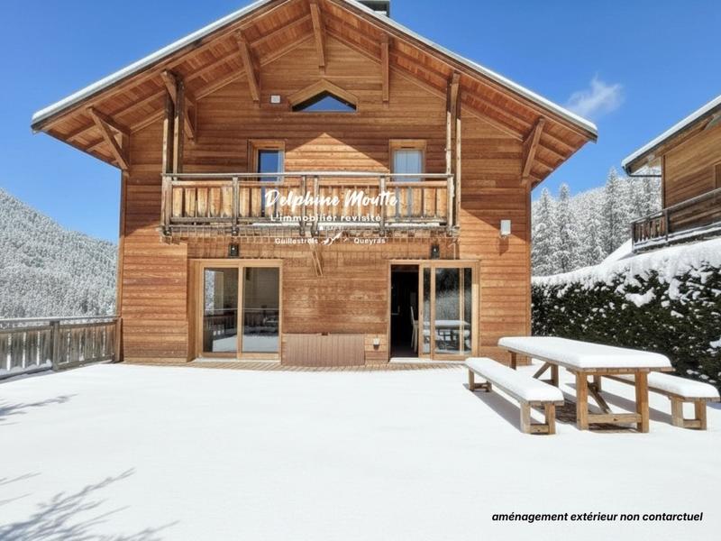 Châlet - 190 m² - 9 pièces