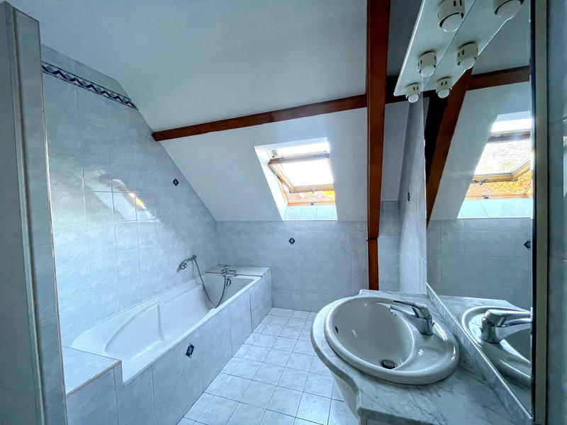 Maison - 141 m² - 6 pièces