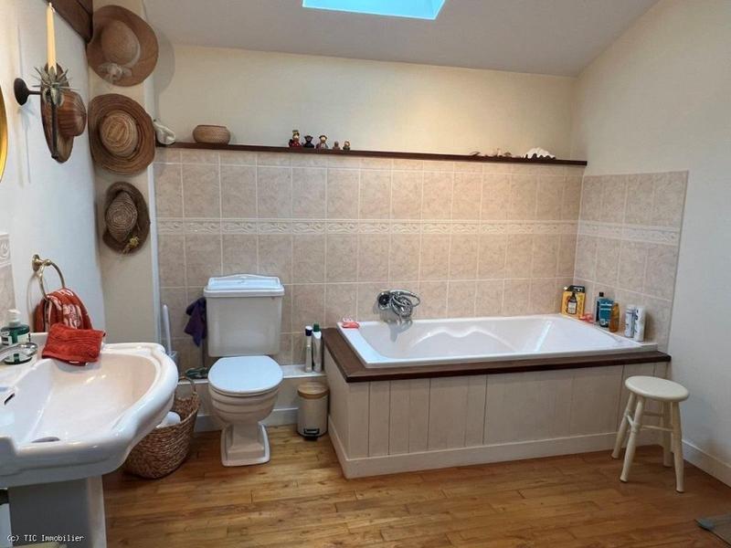 Maison ancienne - 185 m² - 5 pièces