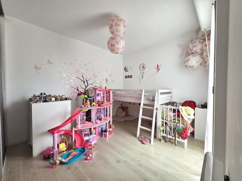 Appartement - 110 m² - 4 pièces