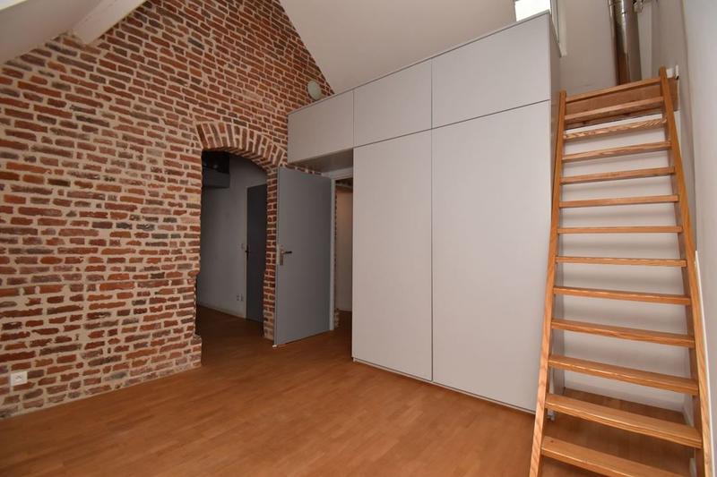 Maison - 556 m² - 20 pièces