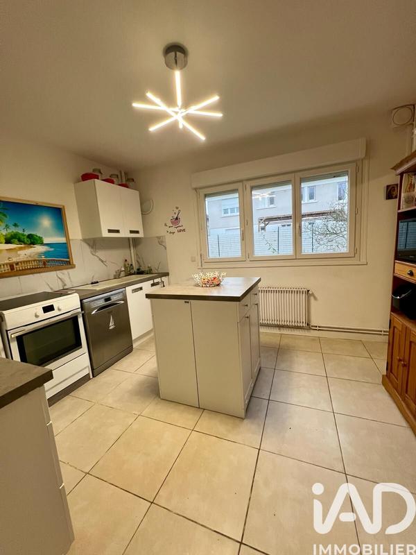 Maison - 191 m² - 6 pièces