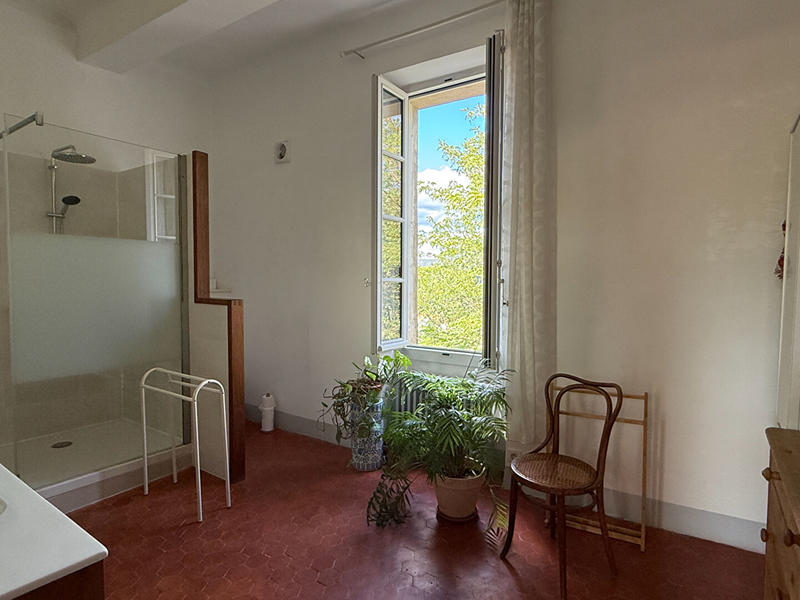 Maison de maîtres - 264 m² - 7 pièces