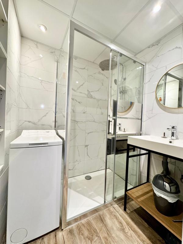 Maison - 200 m² - 7 pièces