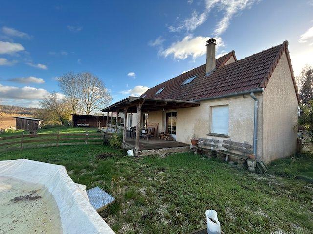 Maison - 160 m² - 4 pièces