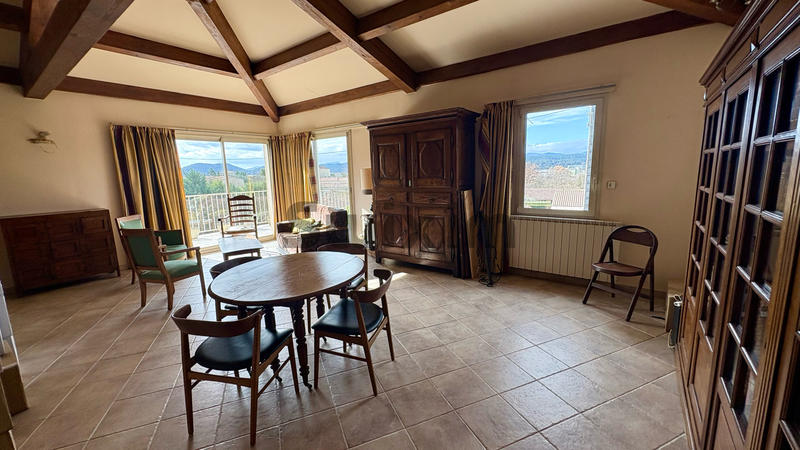 Villa - 175 m² - 6 pièces