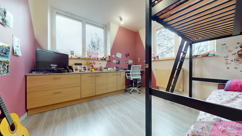 Maison - 476 m² - 10 pièces