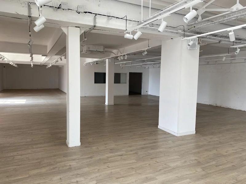 Bureau - 378 m² - 3 pièces