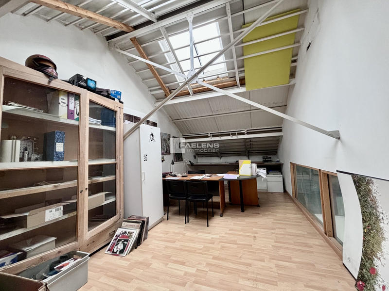 Local commercial - 408 m²