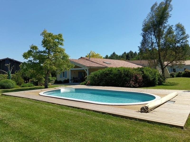 Villa - 220 m² - 6 pièces