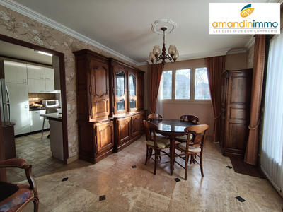 Maison - 160 m² - 7 pièces