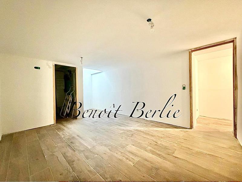 Maison - 217 m² - 7 pièces