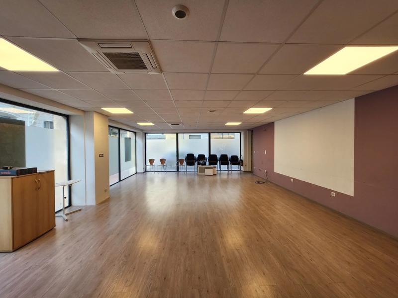 Local d'activités - 280 m² - 6 pièces