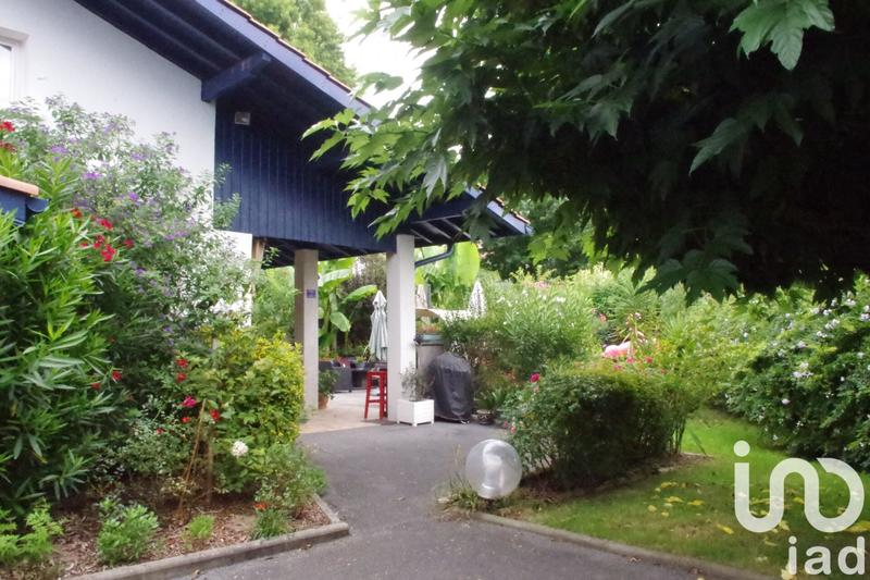 Maison - 191 m² - 7 pièces