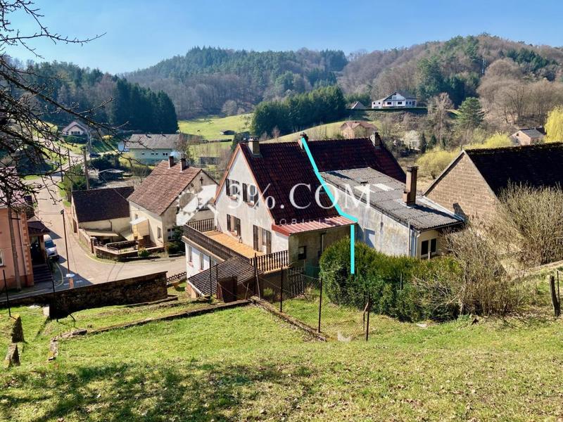 Maison de village - 140 m² - 8 pièces