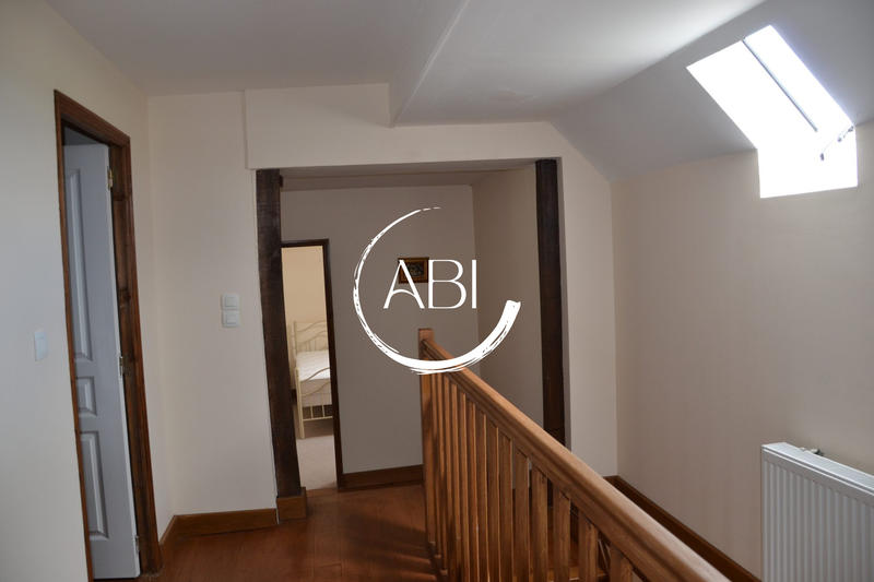 Maison - 185 m² - 6 pièces