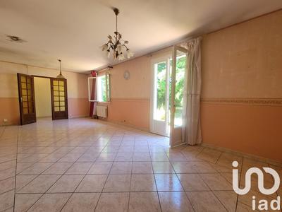 Maison - 94 m² - 5 pièces